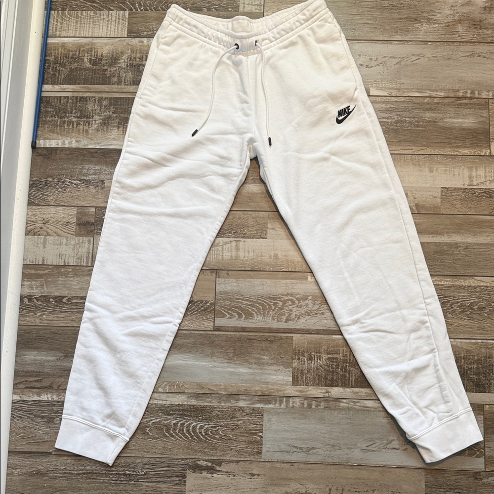 Nike Women’s Classic White Sweatpants